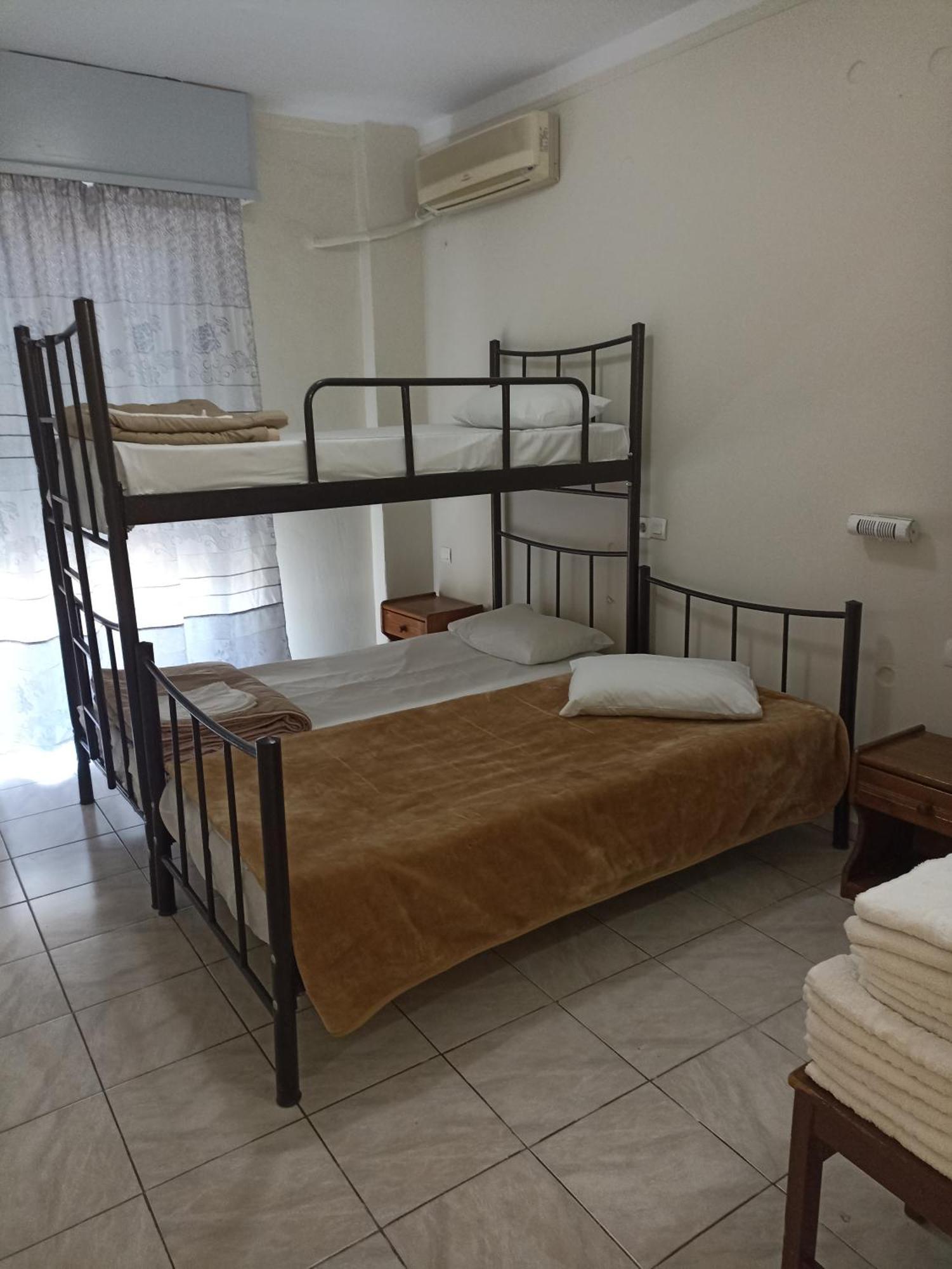 Elite Hotel Athena Bagian luar foto