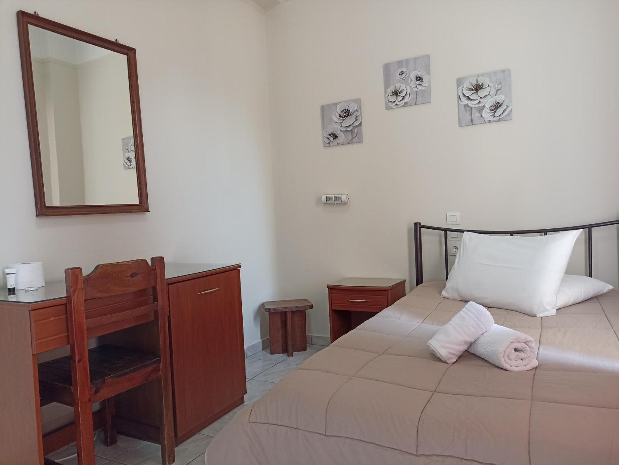Elite Hotel Athena Bagian luar foto